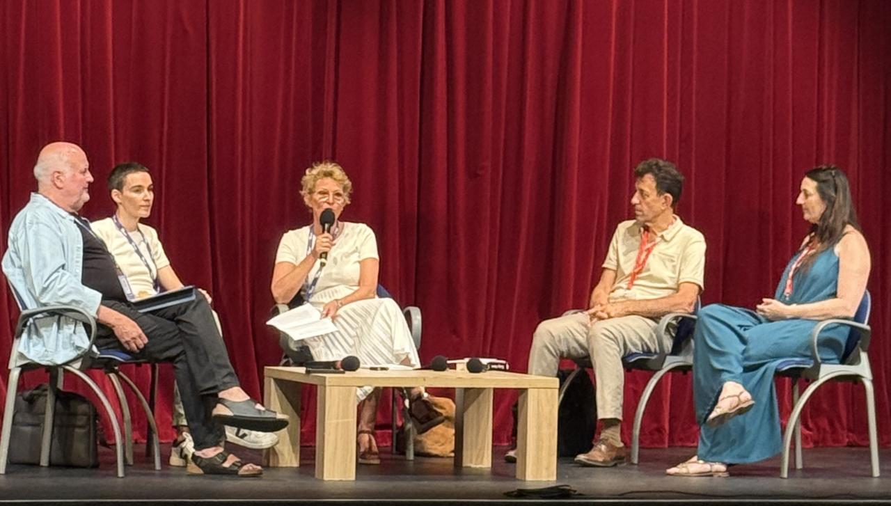 table ronde écriture